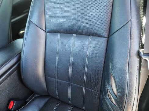 Used 2016 Lexus ES 300h w/ Ultra Luxury Package FWD image 24