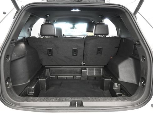 Used 2023 Chevrolet Equinox RS FWD image 32