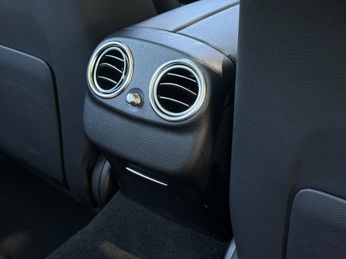 Used 2021 Mercedes-Benz E 350 4MATIC Sedan w/ Premium Package image 43