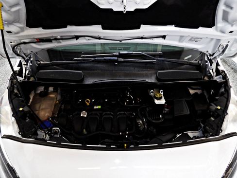 Used 2020 Ford Transit Connect XLT image 23