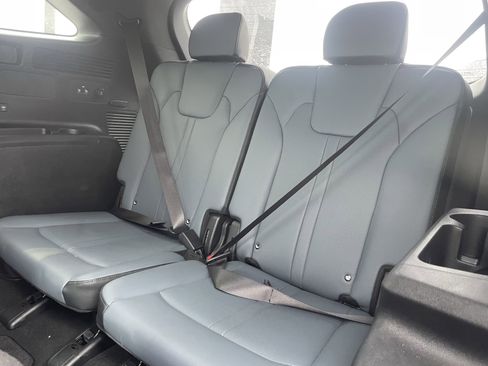 Certified 2025 Kia Sorento SX Prestige image 14