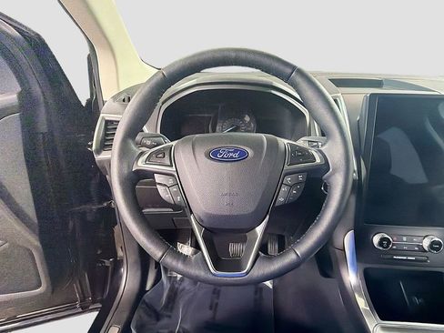 Used 2024 Ford Edge Titanium w/ Equipment Group 301A AWD/4WD image 13