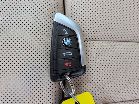 Certified 2023 BMW 530i xDrive w/ Premium Package AWD/4WD image 38