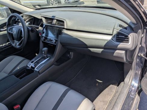 Used 2018 Honda Civic EX image 18