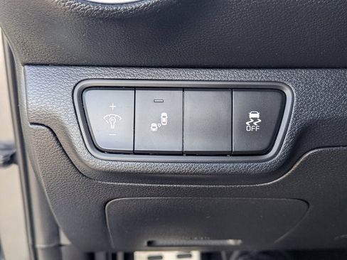 Used 2023 Kia Forte GT image 25