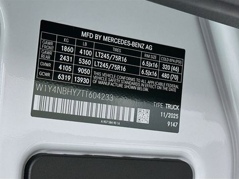 Used 2026 Mercedes-Benz Sprinter 144 Cargo image 30