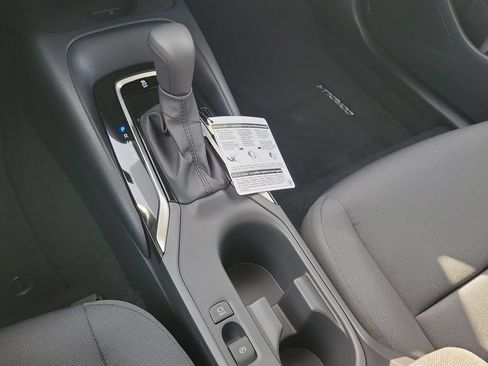 New 2026 Toyota Corolla LE w/ LE Premium Package FWD image 18
