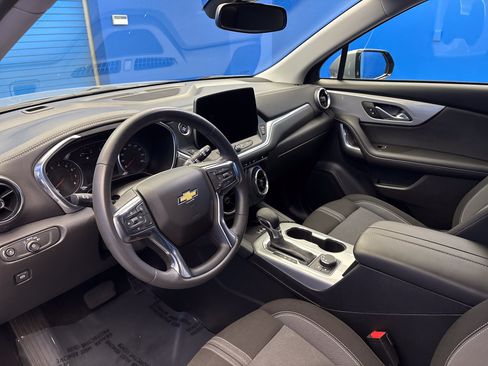 Used 2024 Chevrolet Blazer LT w/ Convenience Package FWD image 11