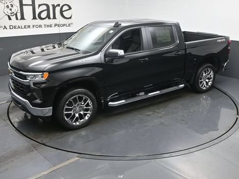 New 2026 Chevrolet Silverado 1500 LT w/ Leather Package AWD/4WD image 22