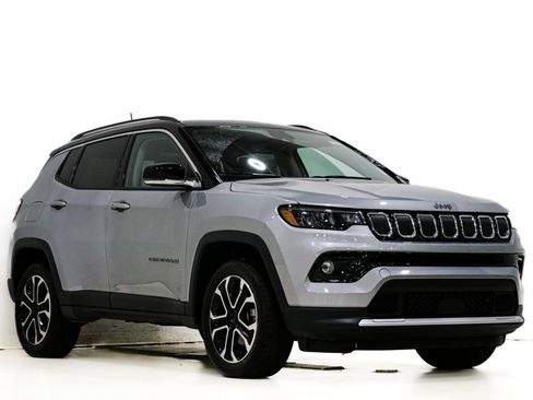 Used 2022 Jeep Compass Limited w/ Sun and Sound Group image 1