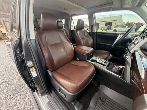 Used 2018 Toyota 4Runner Limited AWD/4WD image 8