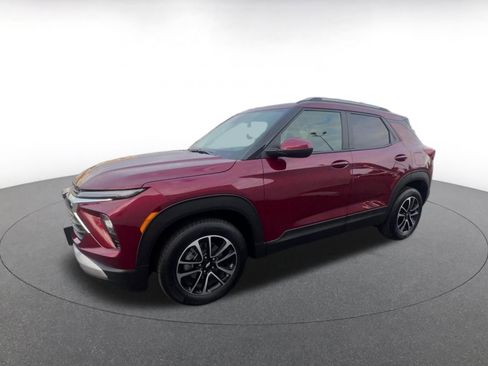 Used 2025 Chevrolet TrailBlazer LT image 8