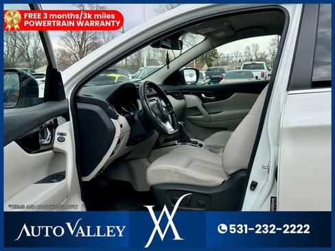 Used 2022 Nissan Rogue Sport SL image 13