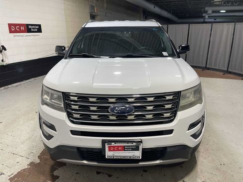 Used 2016 Ford Explorer XLT w/ Equipment Group 201A AWD/4WD image 6