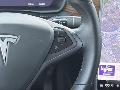 Used 2020 Tesla Model X Long Range image 13