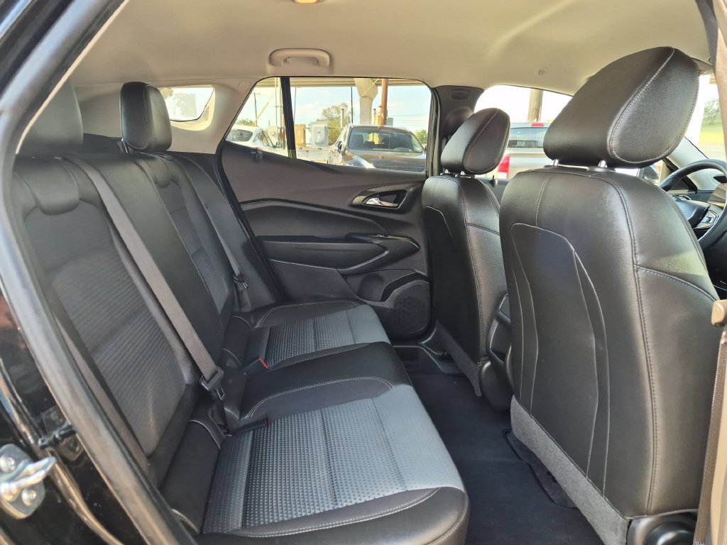 Used 2026 Chevrolet Trax LT FWD image 30
