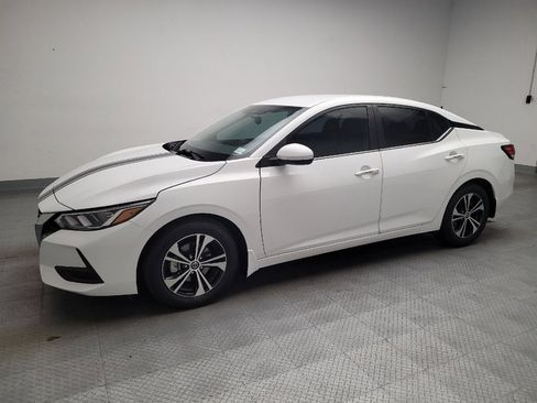 Used 2022 Nissan Sentra SV FWD image 2