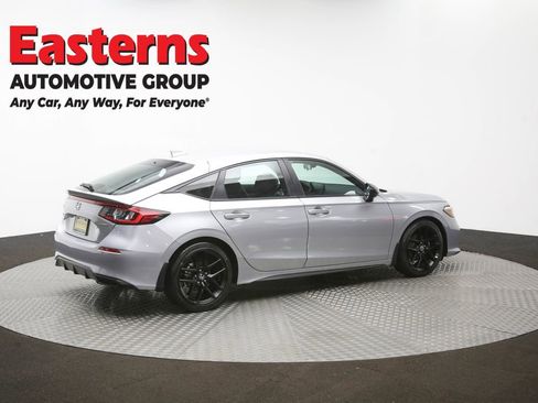 Used 2025 Honda Civic Sport image 41