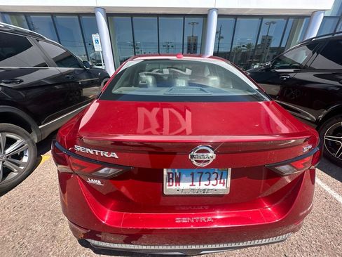Used 2022 Nissan Sentra SR w/ SR Premium Package FWD image 14