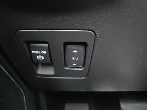Used 2020 Ford F150 Lariat w/ Equipment Group 502A Luxury AWD/4WD image 35