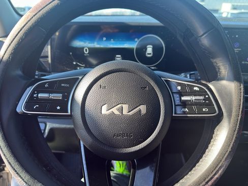 Used 2024 Kia Seltos S image 15