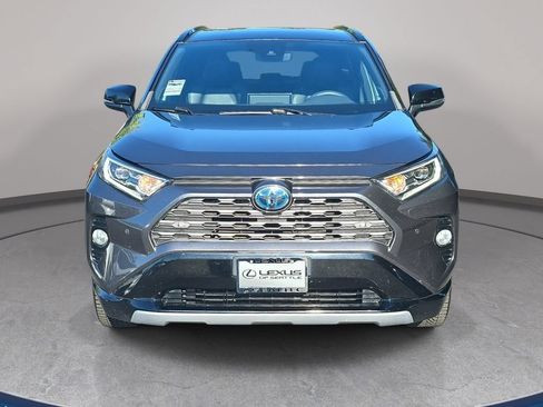 Used 2021 Toyota RAV4 XSE AWD/4WD image 3