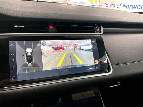 Used 2023 Land Rover Range Rover Evoque SE image 19