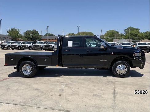 Used 2024 RAM 3500 Laramie w/ Towing Technology Group AWD/4WD image 5