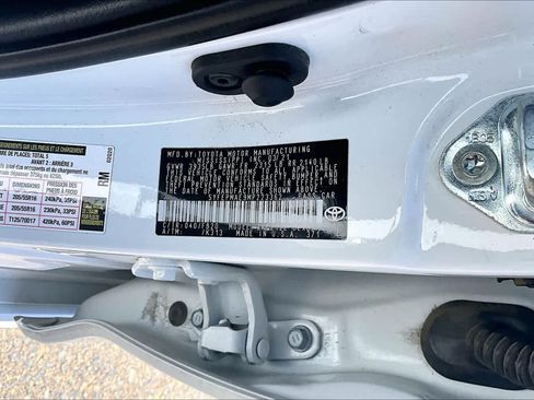 Used 2021 Toyota Corolla LE FWD image 36