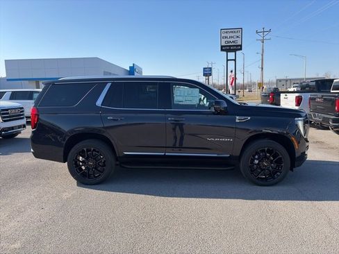 New 2026 GMC Yukon Elevation w/ LPO, Floor Liner Package image 7