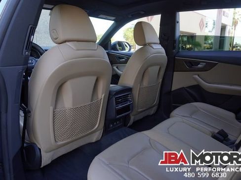 Used 2020 Audi Q8 Premium Plus AWD/4WD image 7