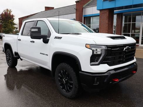New 2026 Chevrolet Silverado 2500 LT w/ Trail Boss Package image 3