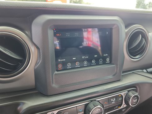 Used 2023 Jeep Wrangler Sport image 16