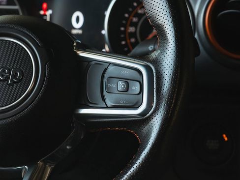 Used 2023 Jeep Gladiator Mojave w/ Cold Weather Group image 47