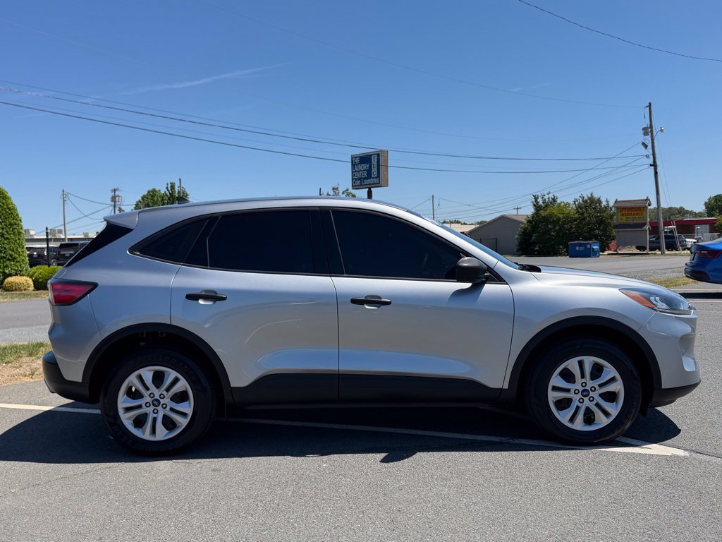 Used 2022 Ford Escape S AWD/4WD image 2