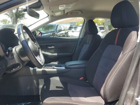 Certified 2023 Nissan Sentra SR w/ Midnight Edition Package image 9