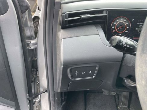 Used 2023 Hyundai Tucson Limited image 32