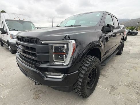Used 2021 Ford F150 Lariat w/ Equipment Group 502A High AWD/4WD image 3