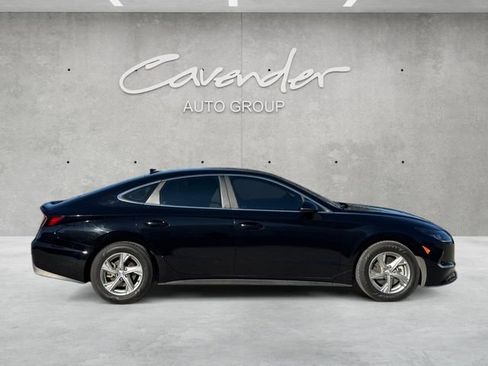 Used 2023 Hyundai Sonata SE w/ Cargo Package image 17