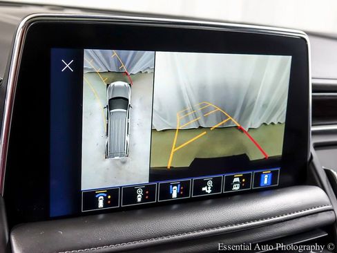 Used 2022 Chevrolet Tahoe Z71 w/ Luxury Package image 18