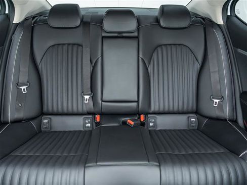 New 2026 Genesis G70 2.5T Prestige image 28