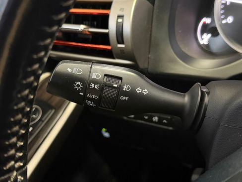 Used 2015 Lexus IS 250 AWD image 32