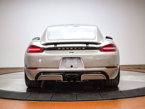 Used 2025 Porsche 718 Cayman image 7