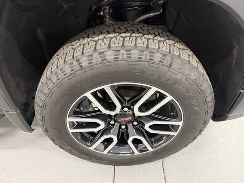 New 2026 GMC Sierra 1500 AT4 w/ AT4 Premium Package image 4