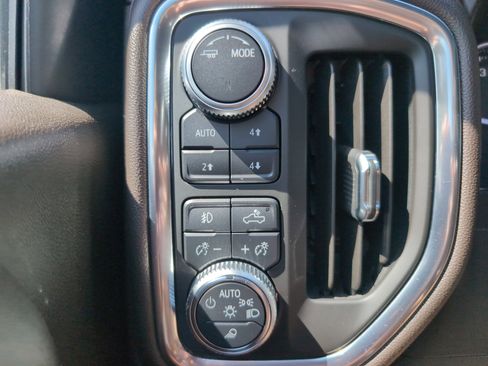 Used 2020 GMC Sierra 1500 SLT w/ SLT Premium Plus Package AWD/4WD image 35