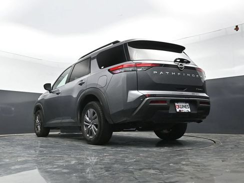 Used 2024 Nissan Pathfinder SV AWD/4WD image 52