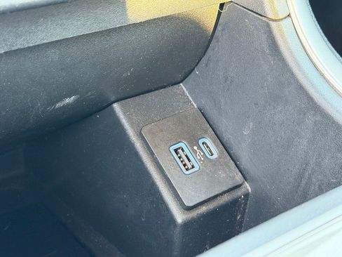 Used 2024 Ford Edge SEL w/ Convenience Package AWD/4WD image 21