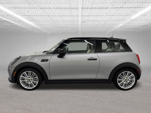 Used 2024 MINI Cooper SE FWD image 2