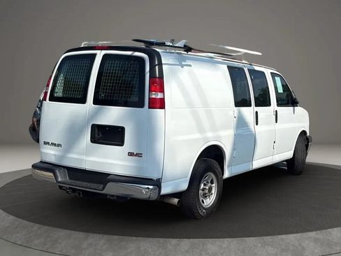 Used 2020 GMC Savana 2500 w/ Driver Convenience Package RWD image 6