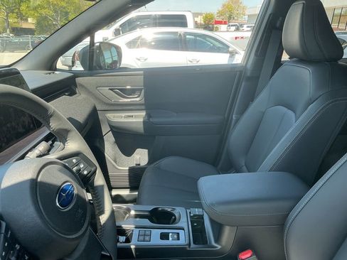 Used 2026 Subaru Outback Limited image 8